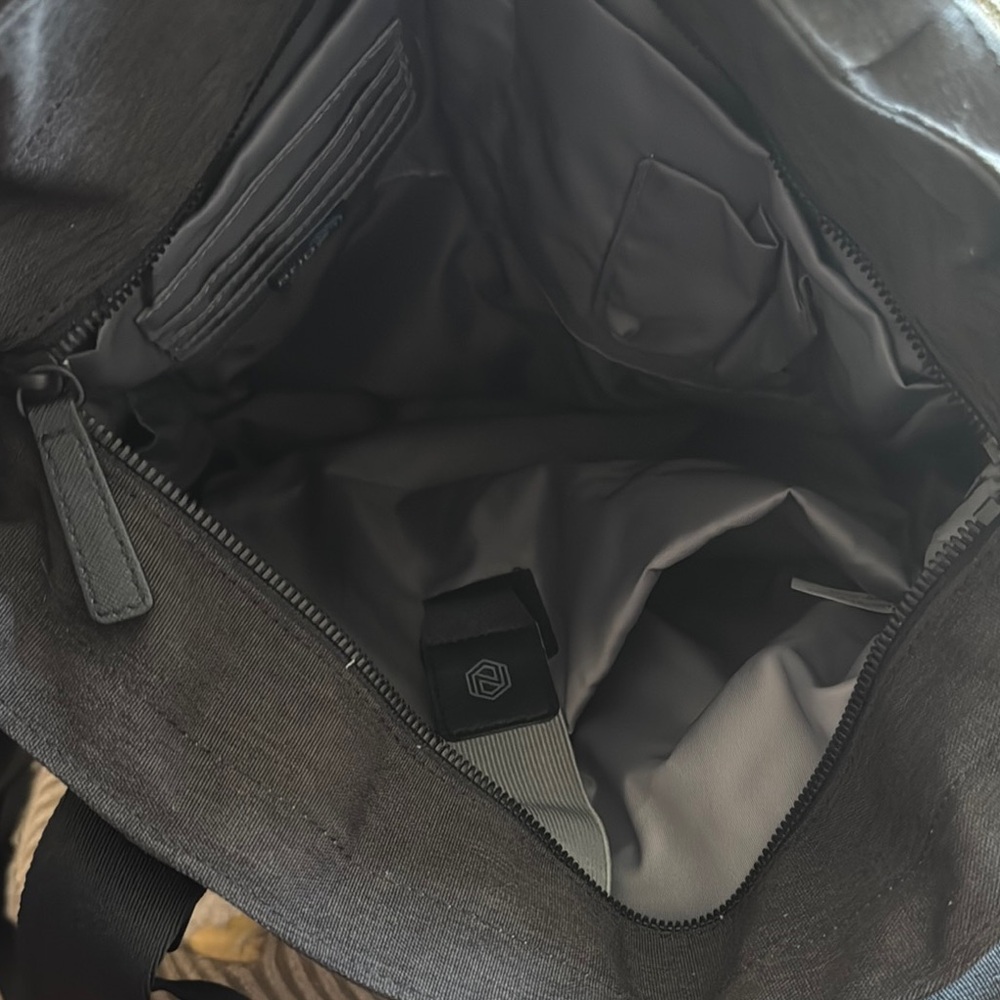 Nordace Convertable Backpack - Picture 4 of 4